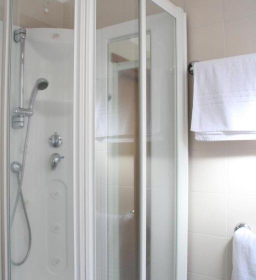 标准单人间, Ducale