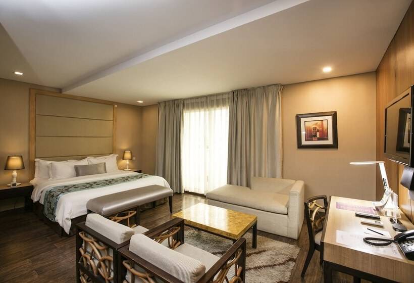 اتاق لوکس, Goldberry Suites & Hotel Mactan