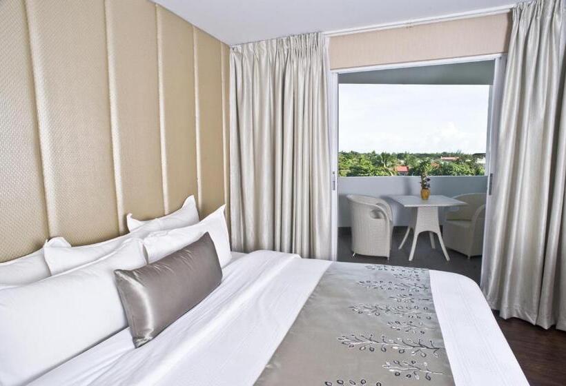 اتاق لوکس, Goldberry Suites & Hotel Mactan