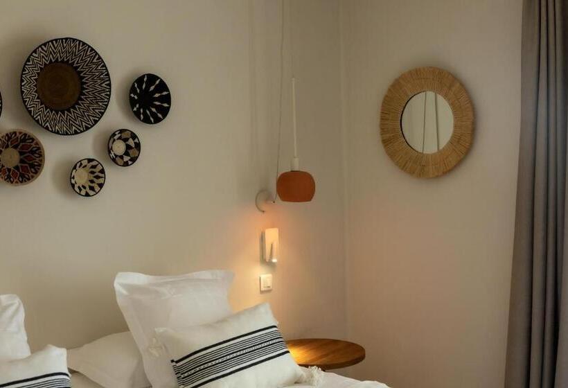 اتاق راحتی با چشمانداز دریا, Casa Santini X Roc Seven