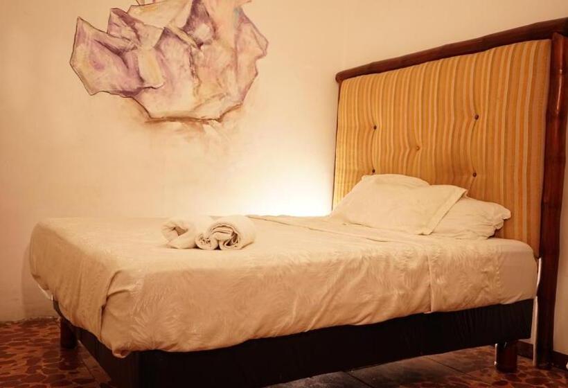 Номер Economy с общей ванной комнатой, Manso Boutique Guest House
