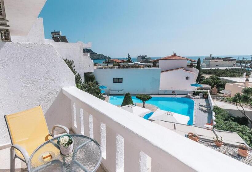 Номер Стандарт Вид на Море, Myrtis Spa