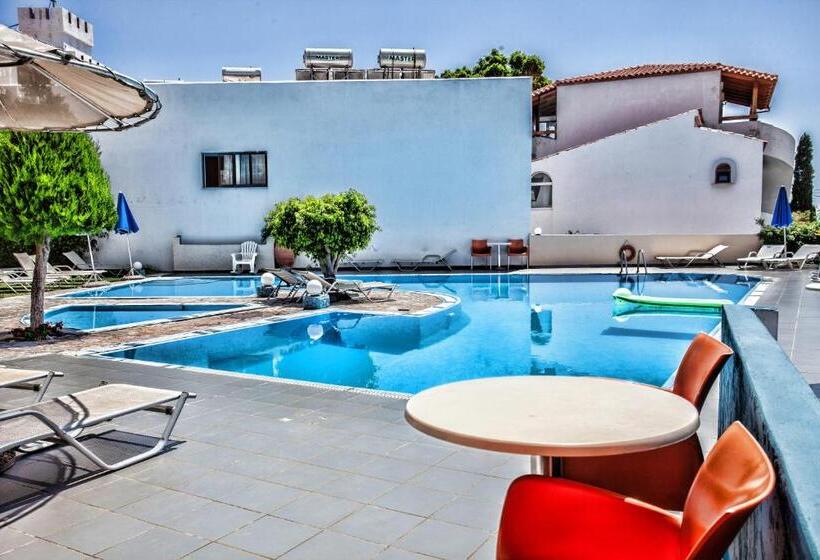 Номер Стандарт Вид на Бассейн, Myrtis Spa