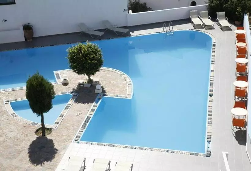 Junior Suite Pool View