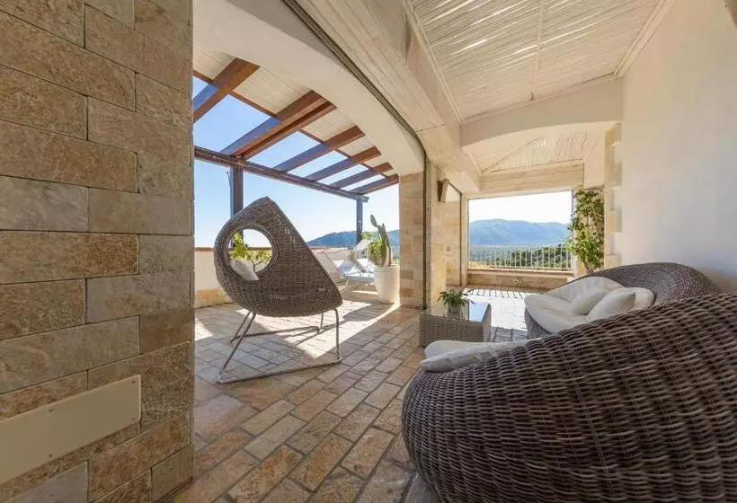 سوئیت جونیور با تراس, Residence Il Porto