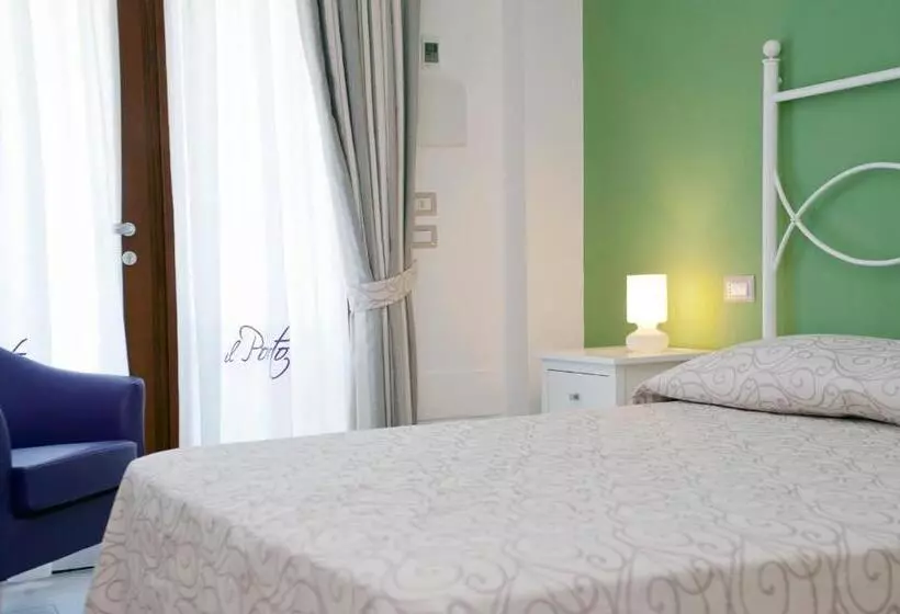 اتاق اکونومی, Residence Il Porto