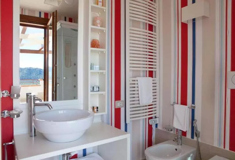 آپارتمان 1 خوابه با چشمانداز دریا, Residence Il Porto