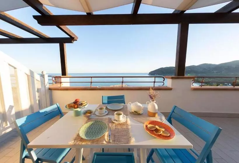 آپارتمان 1 خوابه با چشمانداز دریا, Residence Il Porto