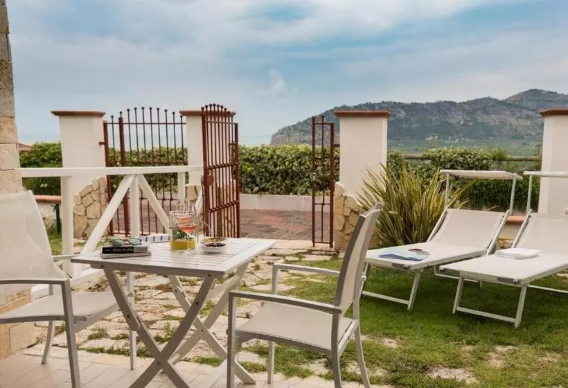 آپارتمان 1 خوابه با چشمانداز دریا, Residence Il Porto