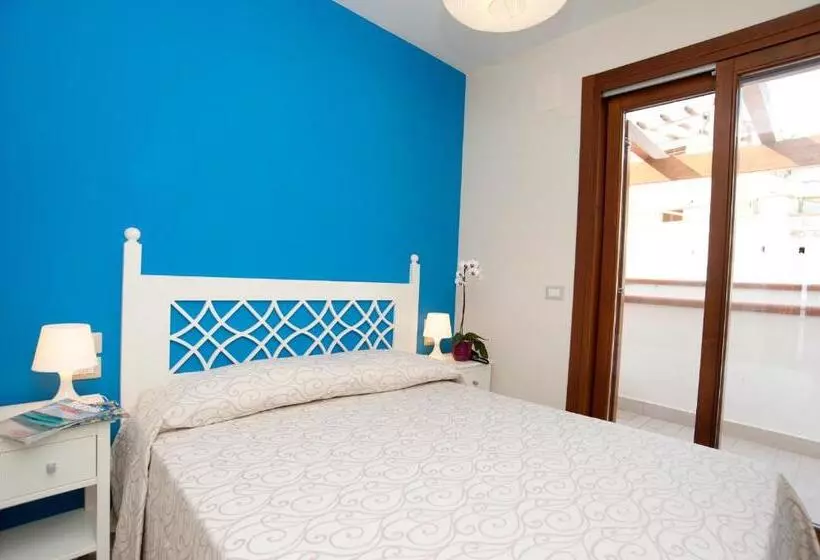 آپارتمان 2 خوابه با چشمانداز دریا, Residence Il Porto