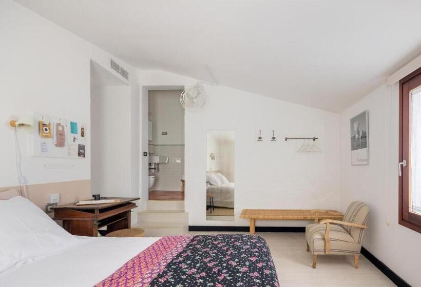 标准间, Ses Sucreres Small & Slow