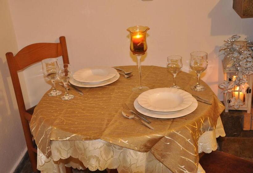 شقة غرفة واحدة, Sun And Sea Apartments