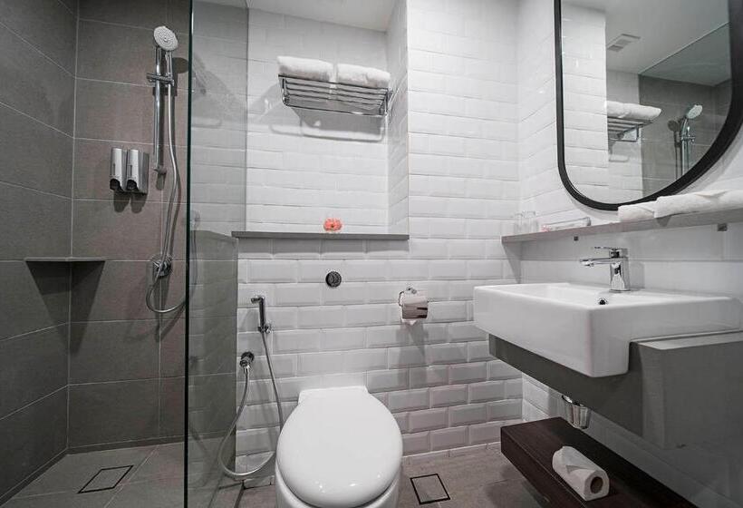 مجموعه ویستا شهر, Travelodge Chinatown Kuala Lumpur