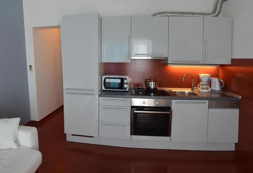 Апартаменты 1 Спальня, Villa Avantgarde