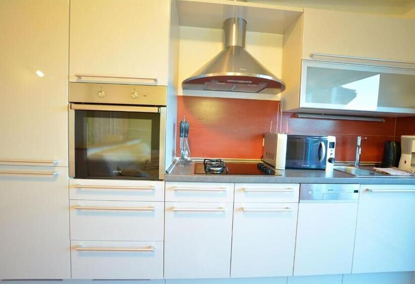 Апартаменты 2 Спальни, Villa Avantgarde