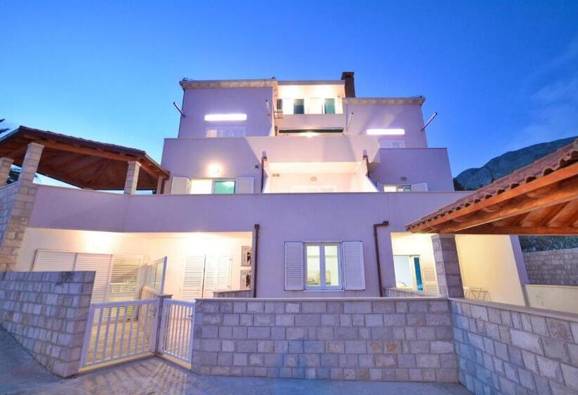 Апартаменты 2 Спальни, Villa Avantgarde
