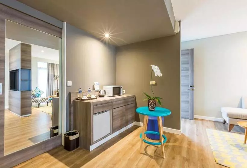 キングサイズベッドのジュニアスイート, Wyndham Garden Kuta Beach Bali