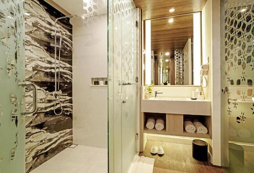 חדר פרמיום עם מרפסת, Wyndham Garden Kuta Beach Bali