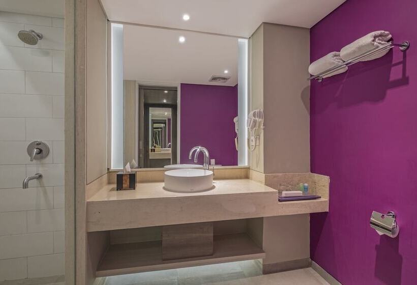 Номер Deluxe, Wyndham Garden Kuta Beach Bali