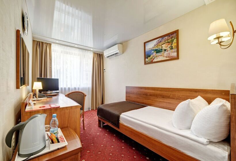 اتاق استاندارد یک نفره, Yuzhniy