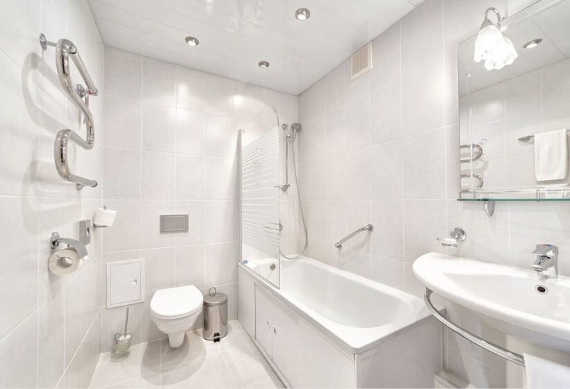 استودیوی استاندارد, Yuzhniy