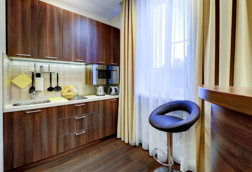 آپارتمان 1 خوابه, Yuzhniy