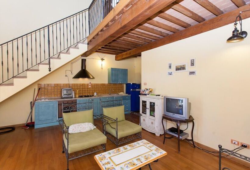 בית, 2 חדרי שינה, Podere Caldaruccio La Pineta