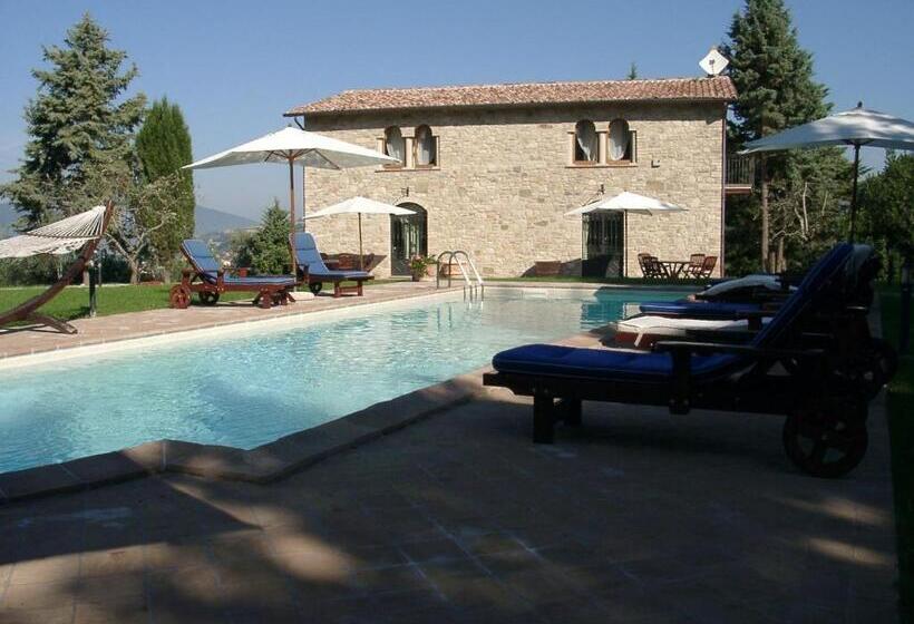 וילה עם 4 חדרי שינה, Podere Caldaruccio La Pineta