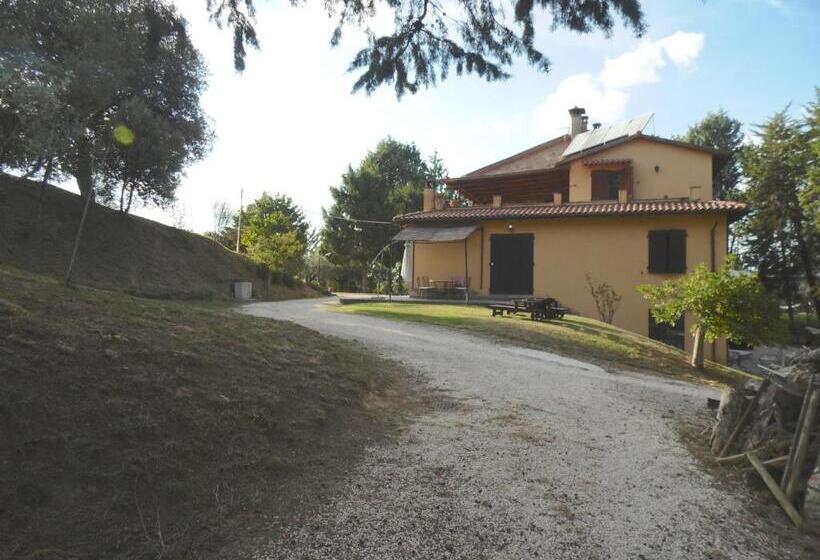 Вилла 3 Спальни, Podere Caldaruccio La Pineta