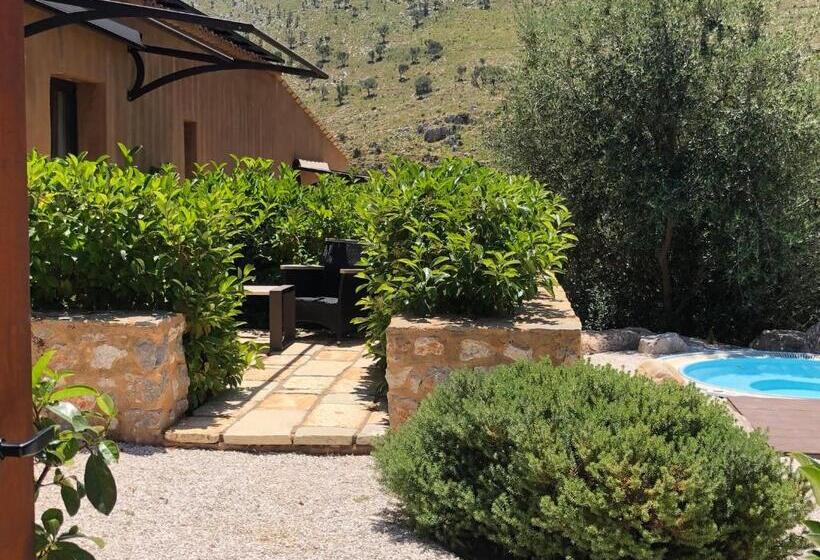 豪华房间带漩涡浴缸, Baglio La Porta By Geocharme