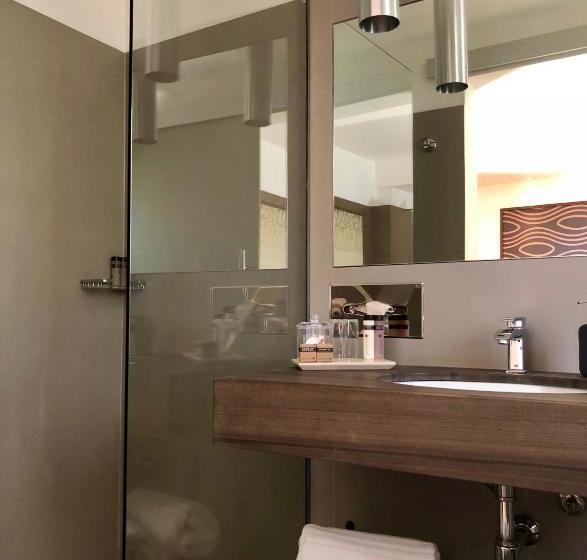 豪华房间带漩涡浴缸, Baglio La Porta By Geocharme