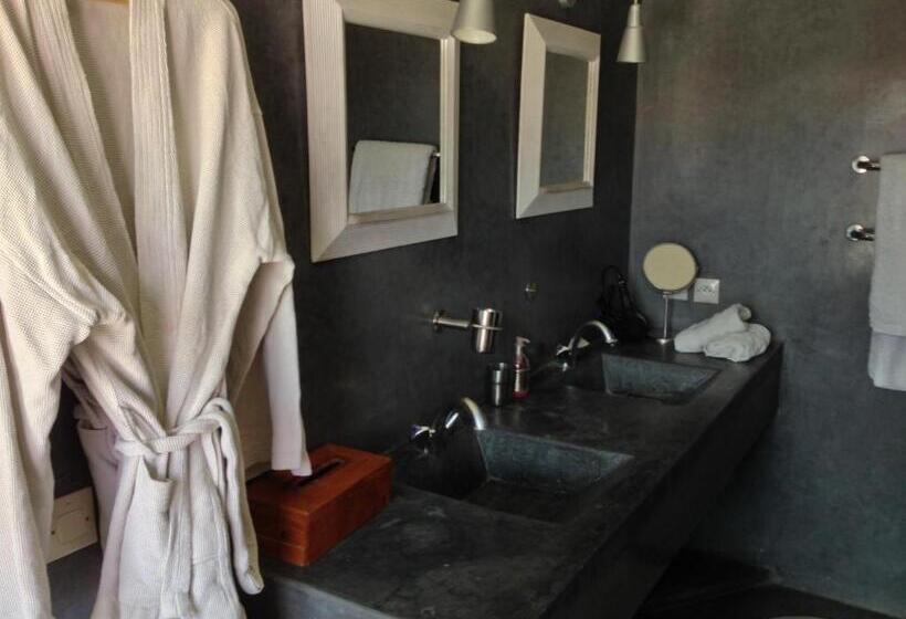 اتاق استاندارد, Riad Bayti