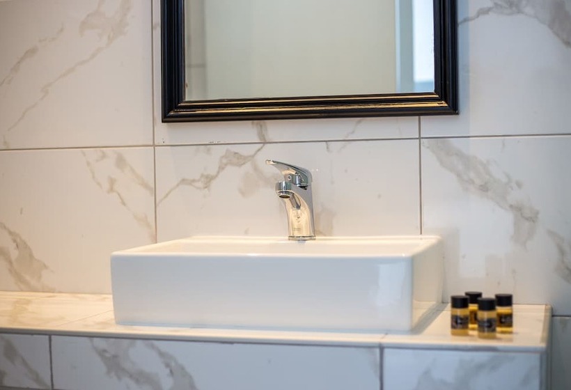 Habitació Triple Deluxe, Casastavris   Aparts & Pool Suites