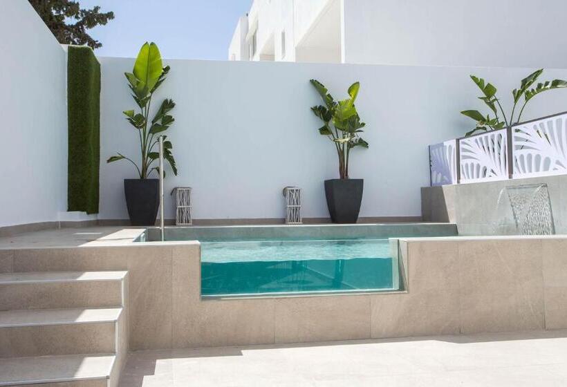Люкс с Бассейном, Casastavris   Aparts & Pool Suites