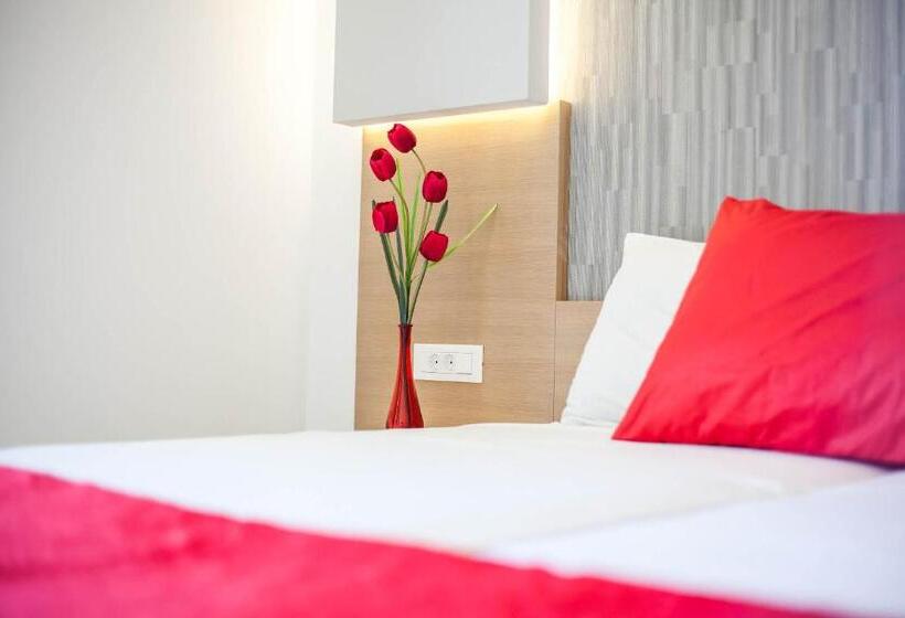 Habitació Triple Deluxe, Casastavris   Aparts & Pool Suites