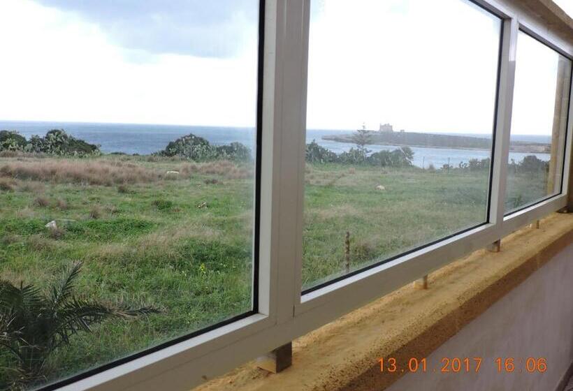 Triple Room Sea View, B&b Aquila Reale