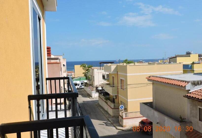 اتاق استاندارد با بالکن, B&b Aquila Reale