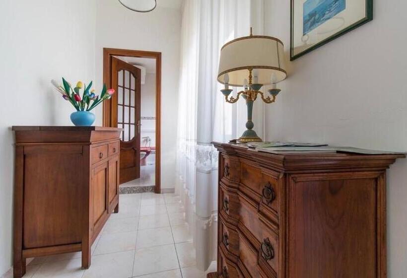 غرفة قياسية مع حمام خارجي, B&b Maison Rosetta Iun E4948