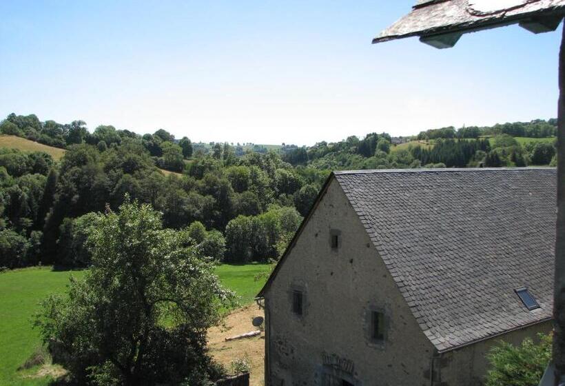 غرفة قياسية مع حمام خارجي, Le Deyran