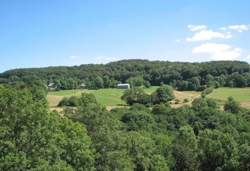 غرفة قياسية مع حمام خارجي, Le Deyran