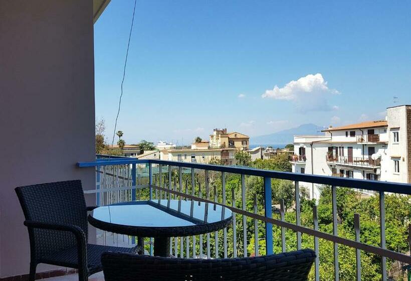 标准间带阳台, Villa Susy Relais