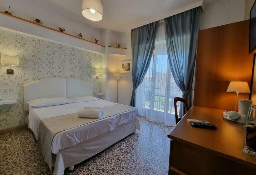 标准间带阳台, Villa Susy Relais