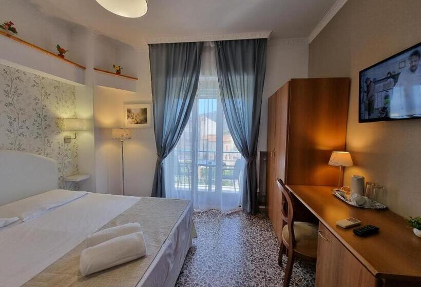 标准间带阳台, Villa Susy Relais