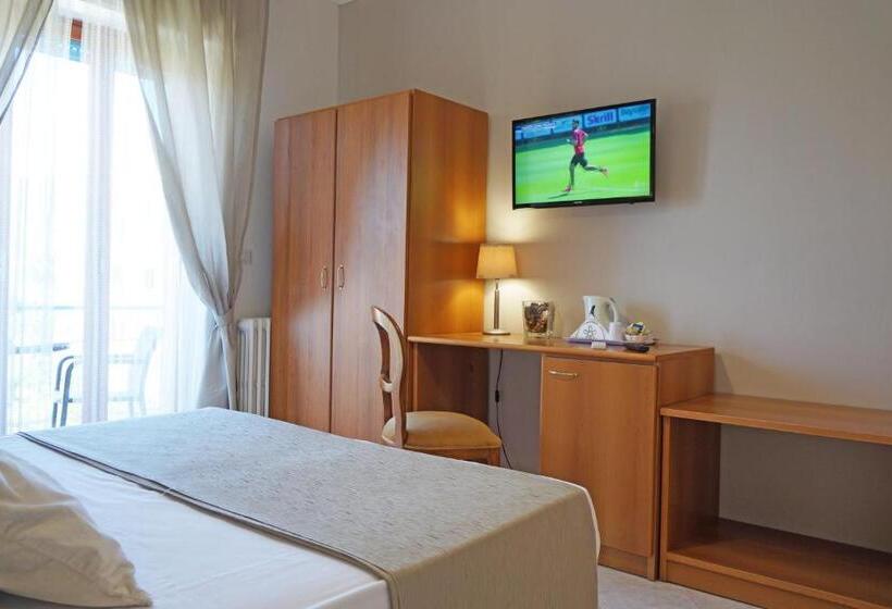 标准间带阳台, Villa Susy Relais