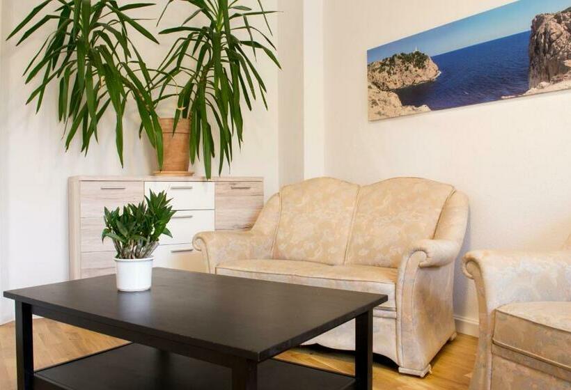 バス共有のスタンダードルーム, Gwuni B&b