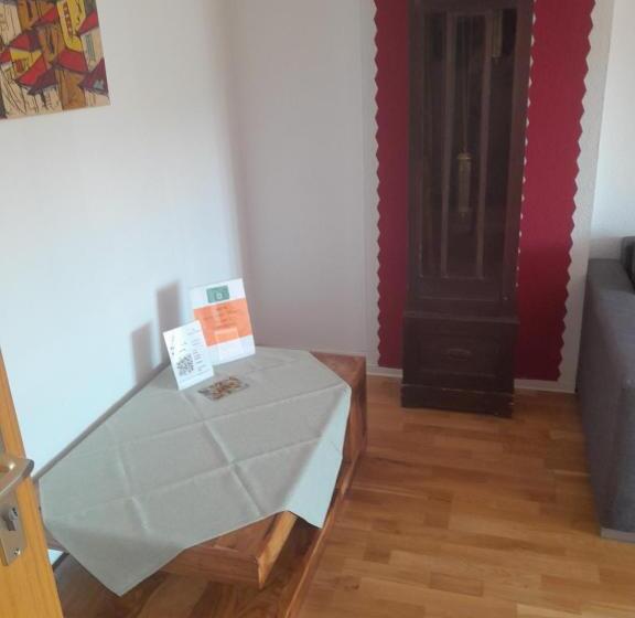 ２ベッドルームアパートメント, Gwuni B&b