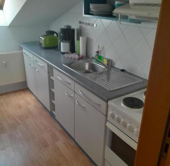 ２ベッドルームアパートメント, Gwuni B&b