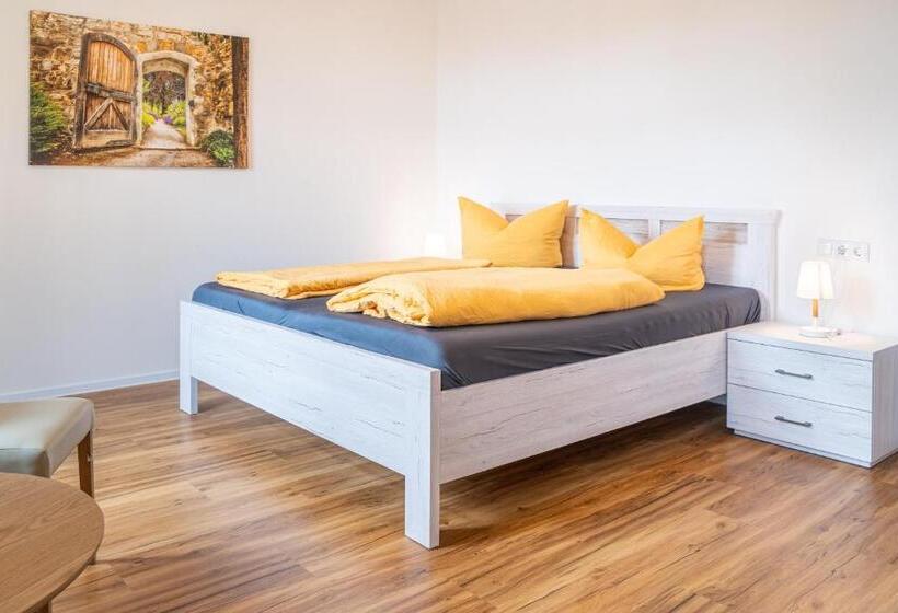 スタンダードルーム, Gwuni B&b