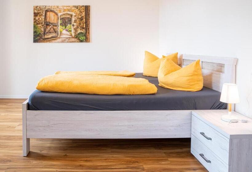 スタンダードルーム, Gwuni B&b