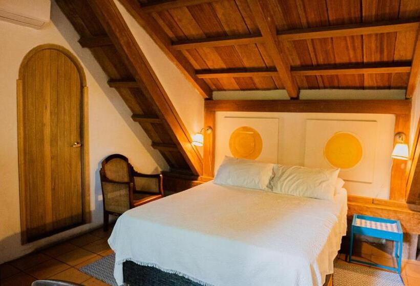 Standard Room Garden View, Casa Real Del Cabrero By Soho